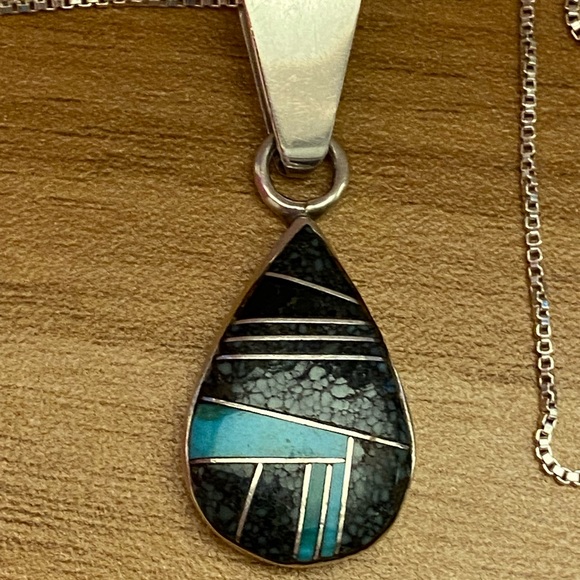 Beautiful turquoise inlay pendant from Navajo F. Chee– 925 Sterling silver - Picture 4 of 11